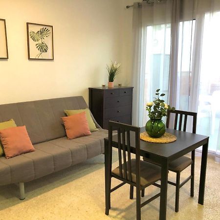 Apartamento Con Piscina En Ciudad Jardin Malaga Exterior photo