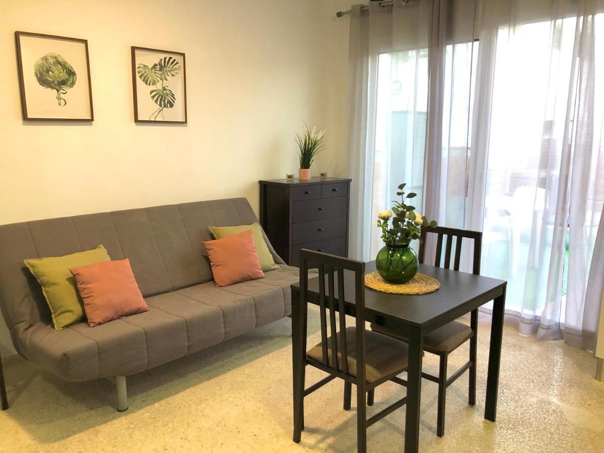 Apartamento Con Piscina En Ciudad Jardin Malaga Exterior photo